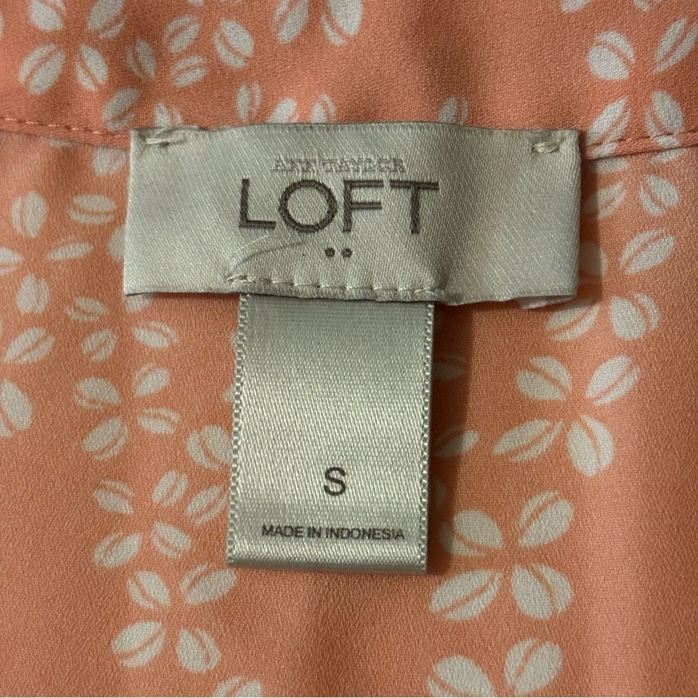 ❤️2/$15 or 3/$21❤️ Loft Peach and White Lightweight Sleeveless Top, Size Small - Picture 7 of 8